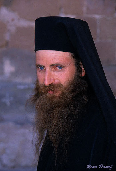 photo "Priest" tags: portrait, man