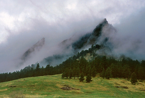 фото "Mountain Mist" метки: пейзаж, горы, облака