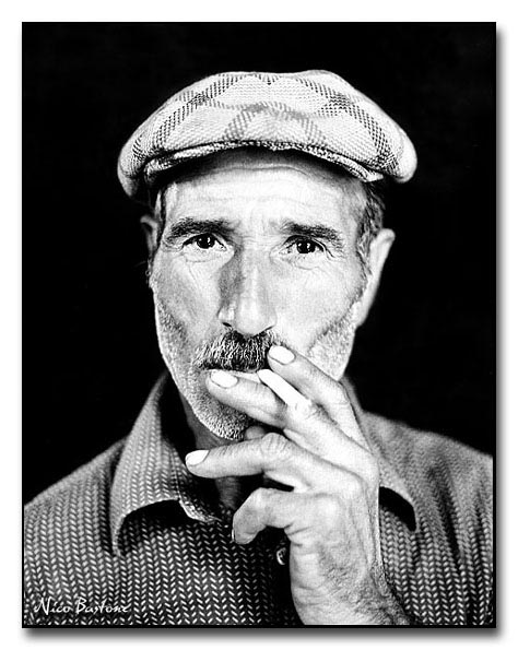 photo "The Smoker" tags: portrait, man