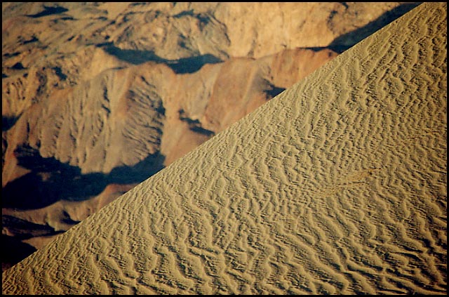 photo "half sand dune,half mountain" tags: travel, landscape, North America