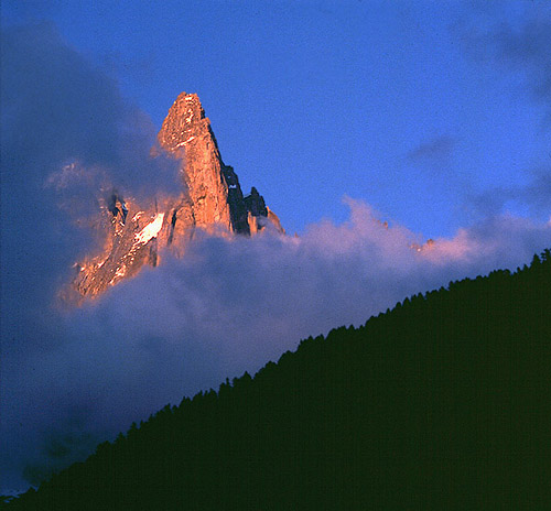 photo "The Drus spire" tags: landscape, mountains