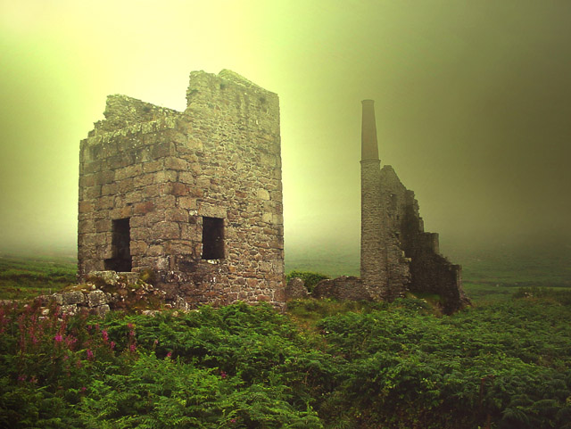 photo "Cornish Tin-Mines: Misty Morning" tags: landscape, montage, 