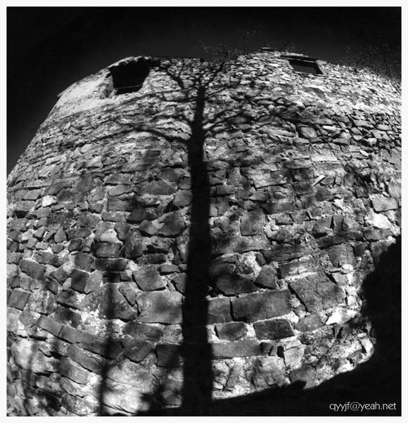 photo "shadow" tags: architecture, travel, landscape, Asia