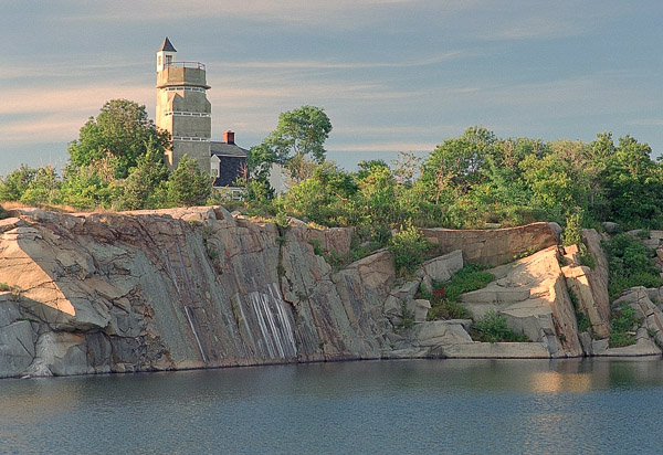 photo "Lighthouse" tags: travel, landscape, North America, mountains