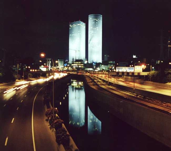 фото "Тель-Авив 9 мая 2001." метки: архитектура, пейзаж, ночь