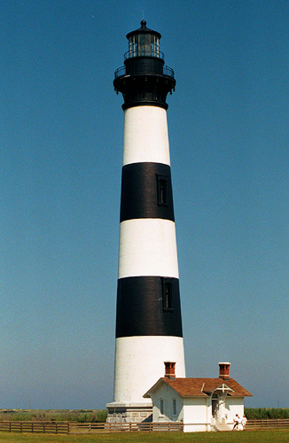 photo "Bodie Island Light" tags: travel, misc., North America