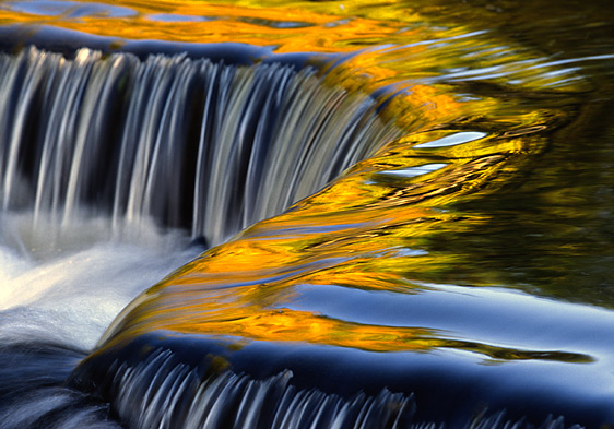 photo "Autmn Waterfall Reflections" tags: abstract, 