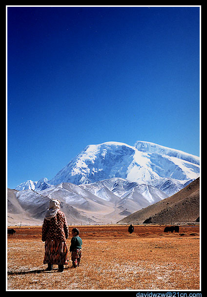 photo "Before the snowy mountain" tags: travel, landscape, Asia, mountains