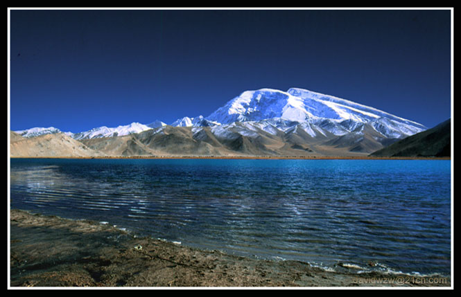 photo "Snowy mountain & lake" tags: landscape, mountains, water