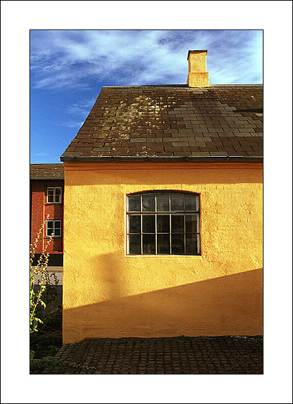 фото "Желтый дом" метки: архитектура, путешествия, пейзаж, Европа