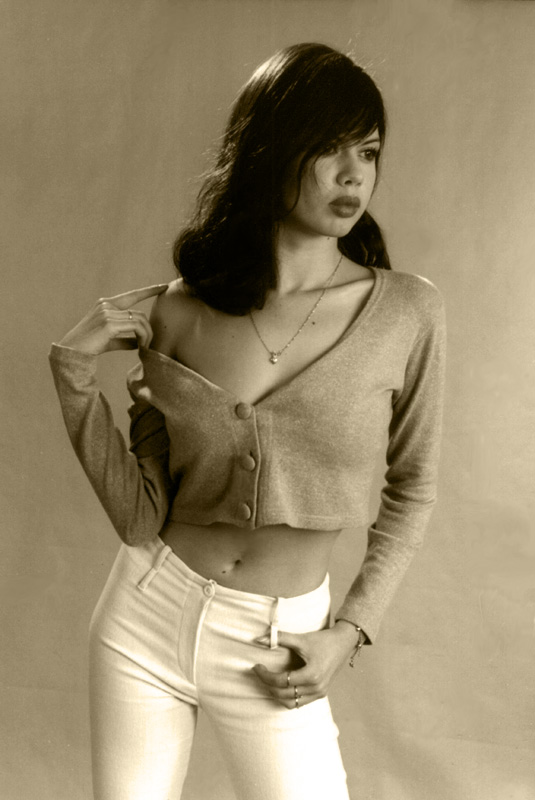 photo "Untitled photo" tags: portrait, woman