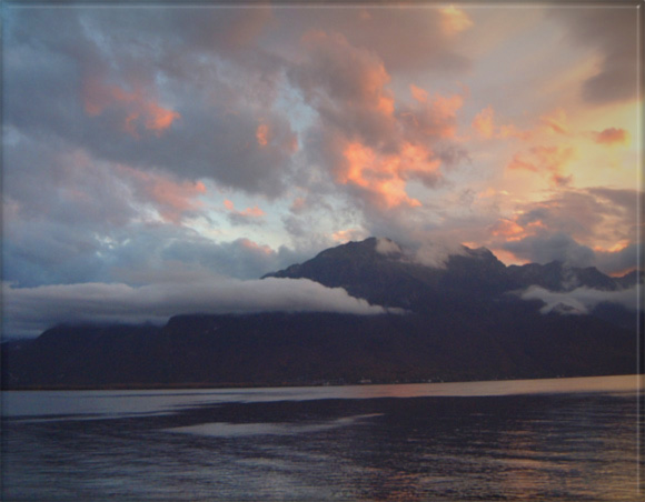 photo "Pacification" tags: landscape, mountains, water