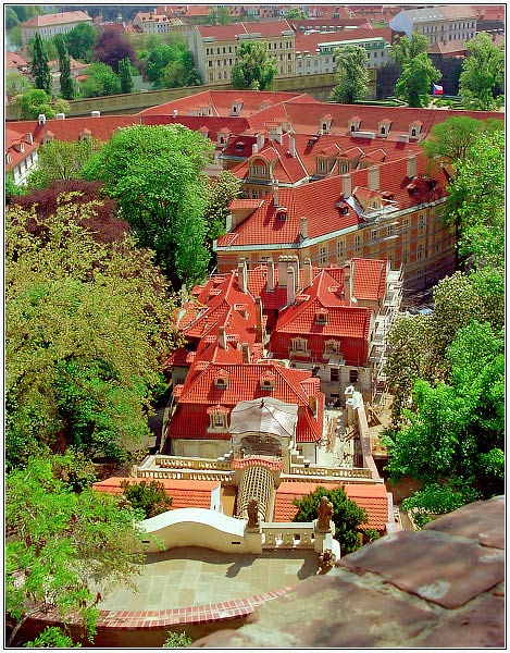 photo "The Prague mark of a question" tags: architecture, travel, landscape, Europe