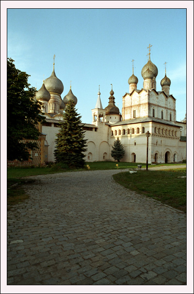 photo "Monastery" tags: travel, architecture, landscape, Europe