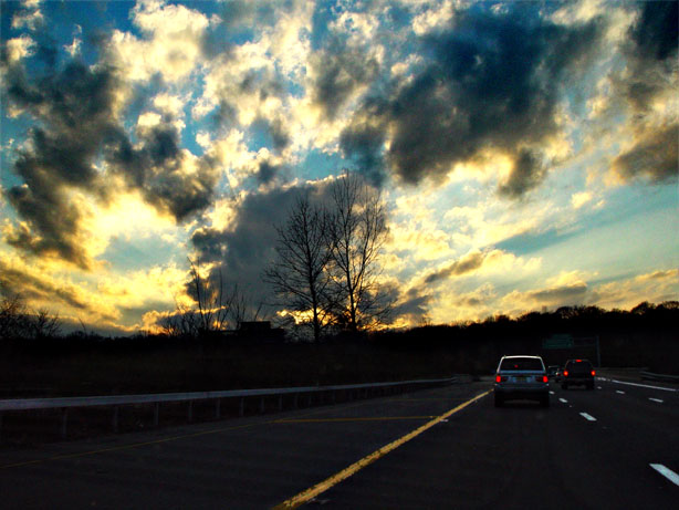 photo "Commuter Sky" tags: landscape, clouds, sunset