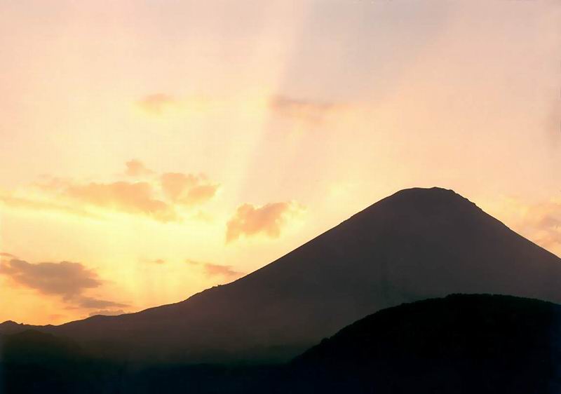 photo "Silhouette" tags: landscape, mountains, sunset