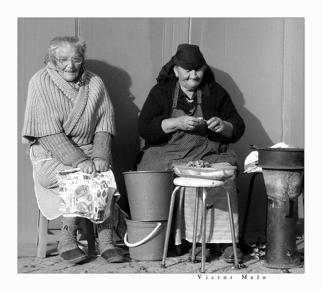 photo "Wives of Afurada`s Fishermen" tags: portrait, woman