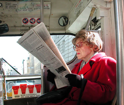 photo "Getting the news" tags: misc., 