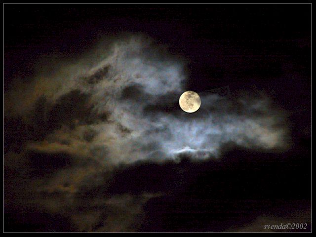 photo "Full Moon" tags: landscape, clouds, night