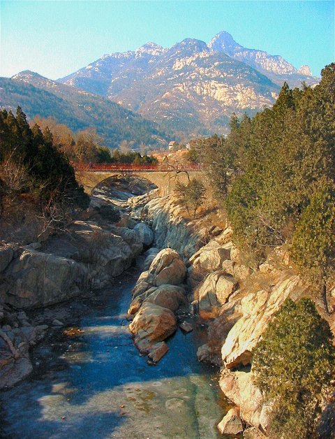 photo "Dazhong Bridge in Mt. Tai" tags: landscape, travel, Asia, mountains