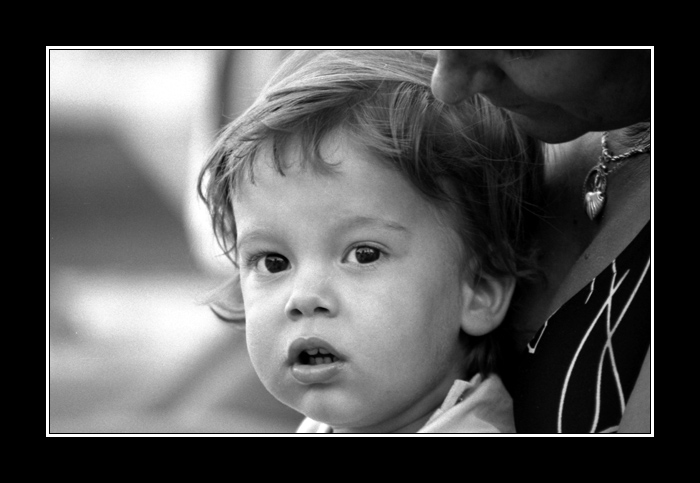 photo "Thinking" tags: portrait, children