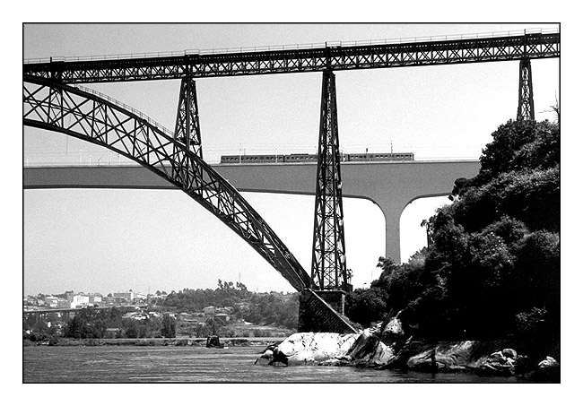 photo "Oporto bridges" tags: architecture, travel, landscape, Europe