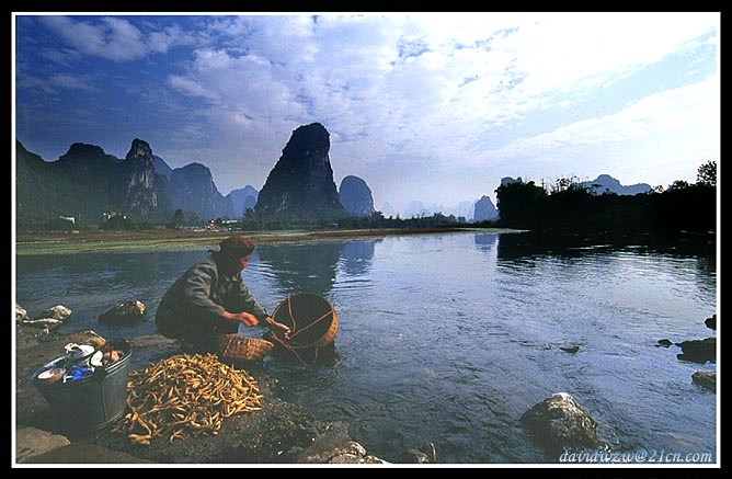 photo "Riverside" tags: landscape, mountains, water