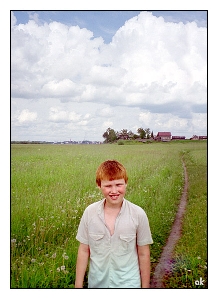 photo "On road with clouds" tags: portrait, genre, children