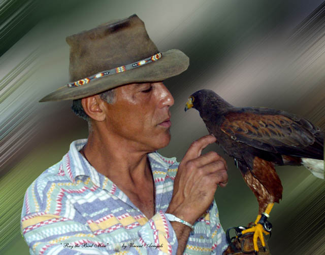 photo "The Bird Man" tags: portrait, nature, man, wild animals