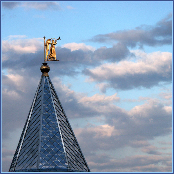 photo "Heaven`s Call" tags: architecture, travel, landscape, Europe