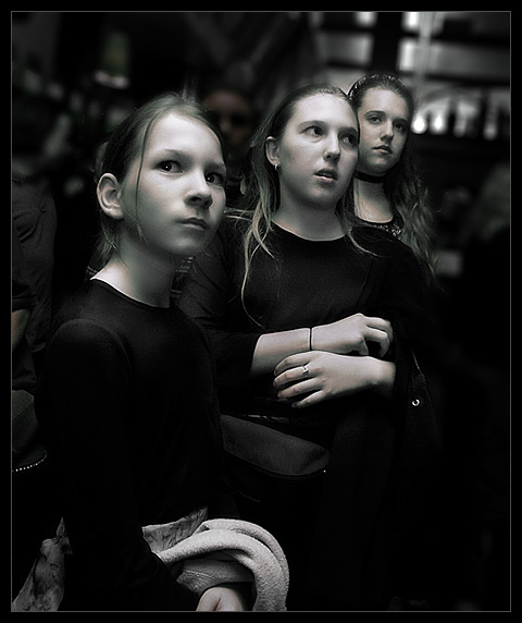 photo "They bring darkness" tags: portrait, genre, 