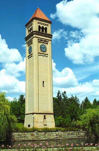 photo "The Clocktower at 1:47pm" tags: misc., architecture, landscape, 