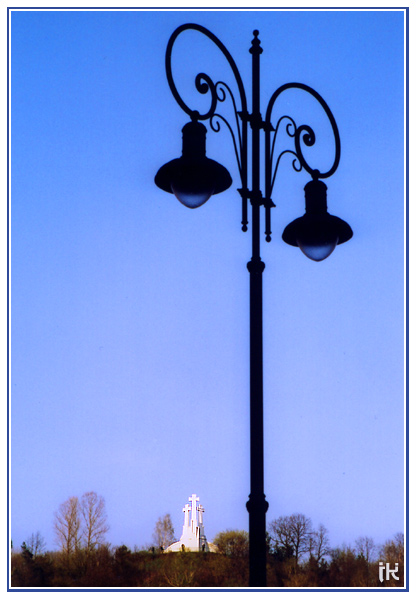 photo "Three crosses" tags: architecture, landscape, 