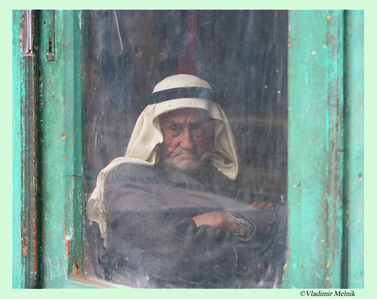 photo "In the veil of past..." tags: portrait, travel, Asia, man