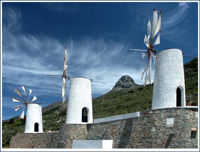 photo "Anti-Don-Quixote Post" tags: landscape, travel, Europe, mountains