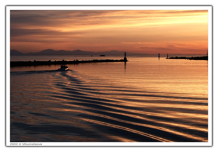 photo "Boat`s wake" tags: landscape, sunset, water