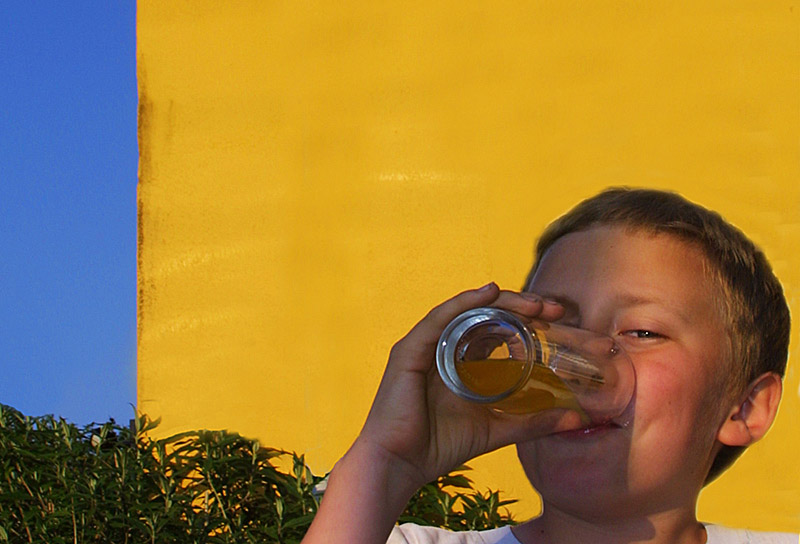 photo "Lemonade boy" tags: portrait, children