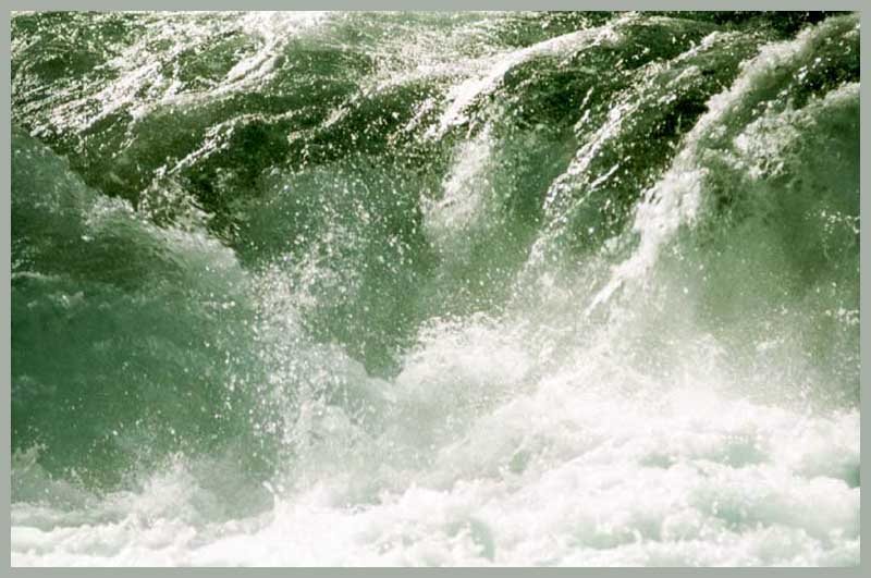 photo "Threshold on the mountain river" tags: landscape, macro and close-up, water