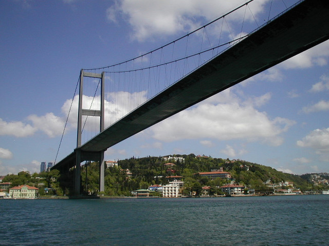 photo "Bridge" tags: architecture, travel, landscape, Europe