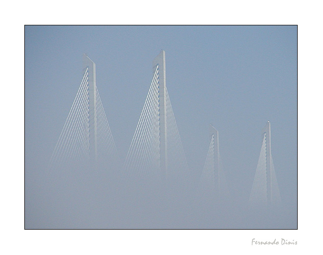 фото "Bridge in the fog" метки: архитектура, пейзаж, 