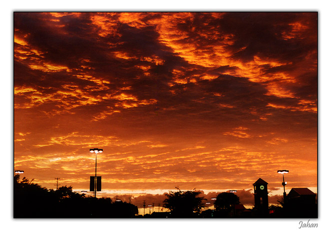photo "7:15 PM" tags: landscape, clouds, sunset