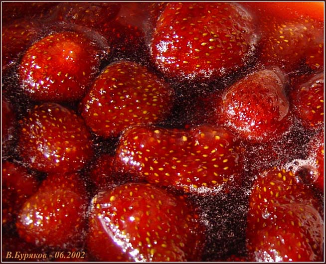 photo "Time of strawberry jam has come..." tags: still life, macro and close-up, 