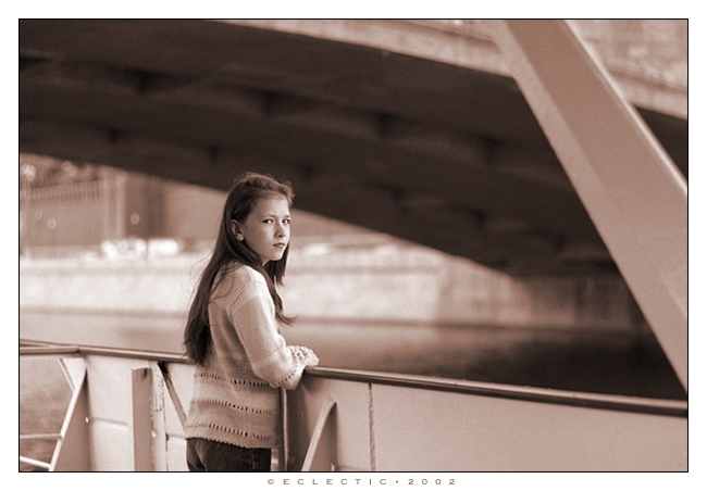 photo "Casual portrait II (walk on the Moscow river)" tags: portrait, genre, woman