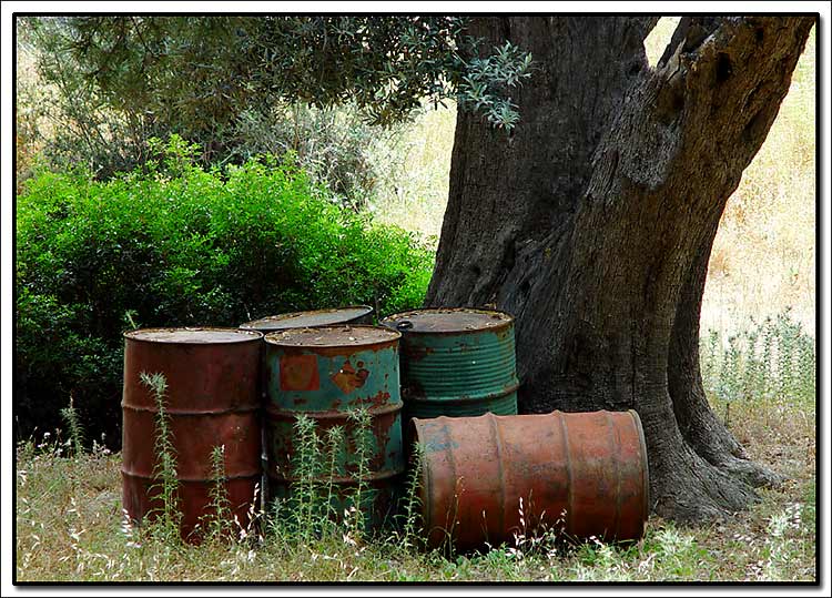 photo "Barrels" tags: still life, misc., 