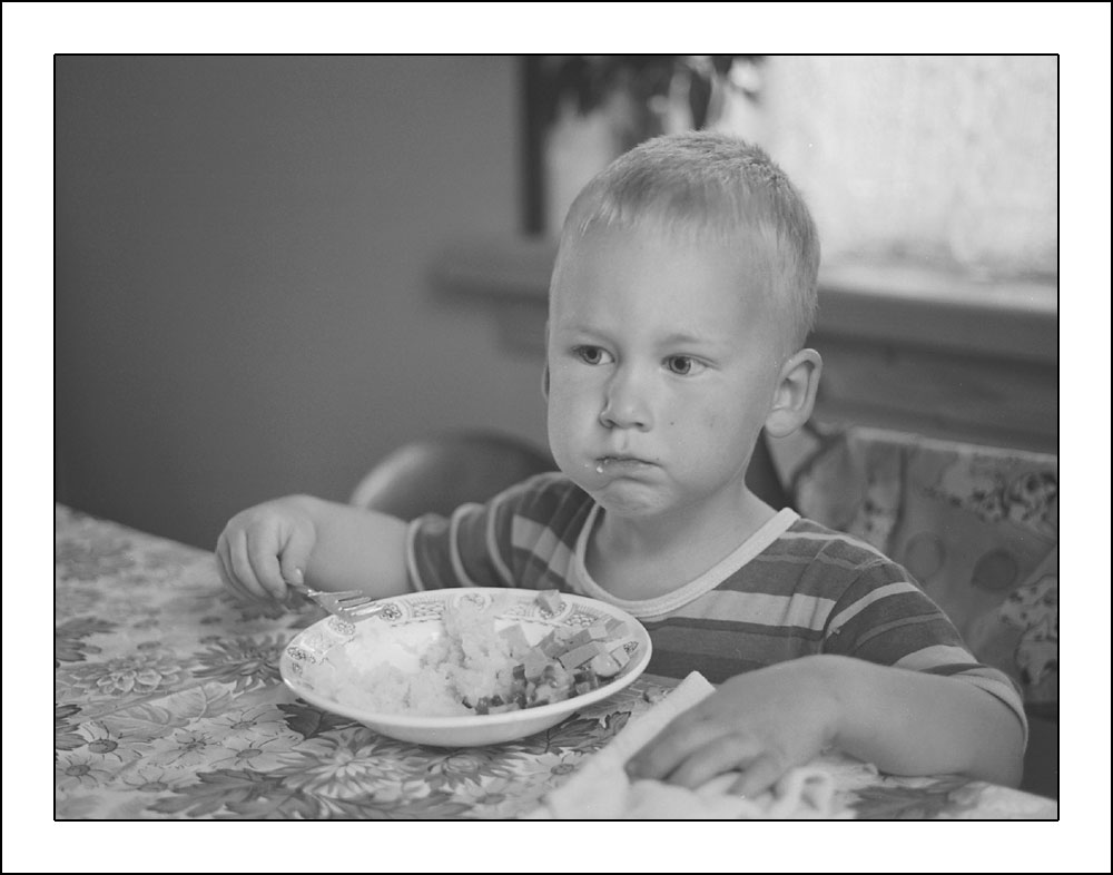 photo "at the table" tags: portrait, misc., children