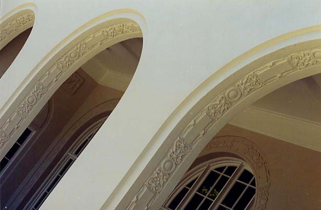 photo "White Arches" tags: architecture, landscape, 