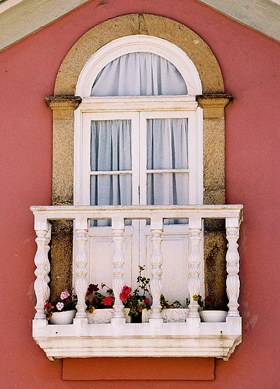 photo "Window in my City" tags: architecture, landscape, 