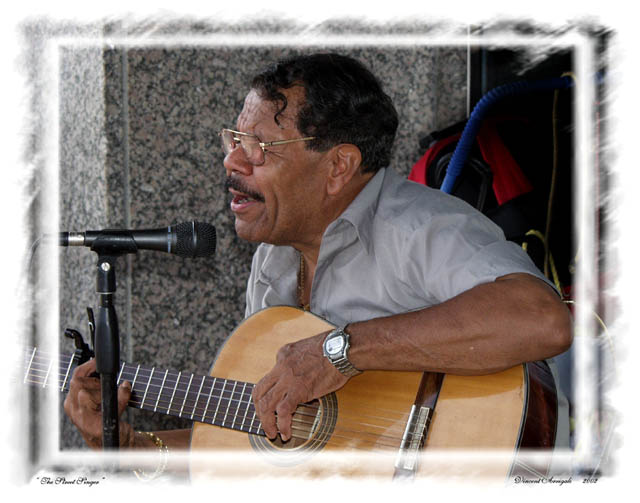 photo "The Street Singer" tags: genre, reporting, 