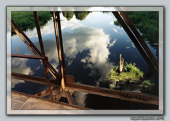 photo "Reflections IV: Bridge trough the clouds" tags: landscape, clouds, water