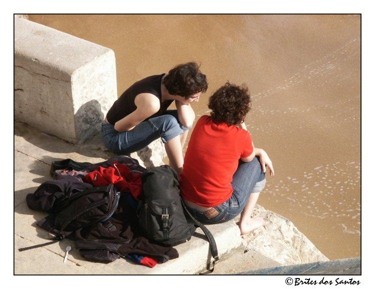 photo "Talking in the sun" tags: travel, Europe